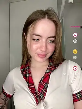 Angellav online show from May 13, 2026, 9:22 pm