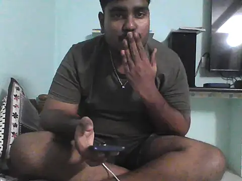 Snapshot of Foxboy65 chatting on May 5, 2026, 7:17 pm Foxboy65 online show from May 5, 2026, 7:17 pm