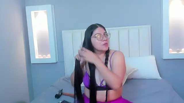 Amara Divine online show from March 9, 2026, 12:52 pm