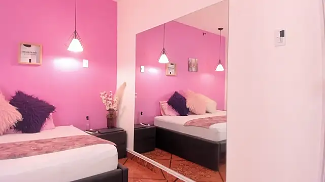 liapinket online show from March 24, 2026, 12:05 pm