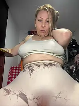 JessiBabyZ online show from July 29, 2026, 4:28 pm