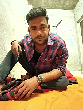 akshat234556 online show from April 8, 2026, 2:40 pm