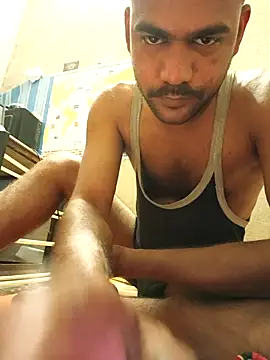 akshat234556 online show from April 2, 2026, 7:31 pm