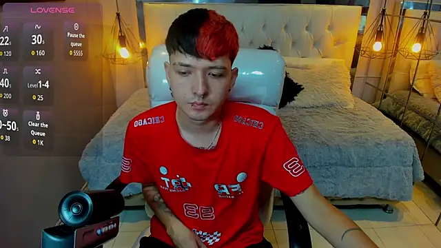 Santiago morgan online show from April 14, 2026, 10:59 pm