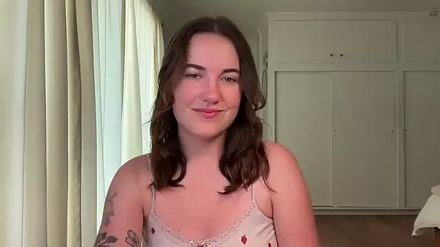 summerxo online show from June 6, 2026, 8:25 pm