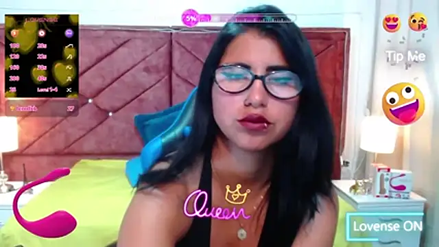 Snapshot of Alisha_Gamskar13 chatting on May 15, 2026, 3:43 pm Alisha Gamskar13 online show from May 15, 2026, 3:43 pm