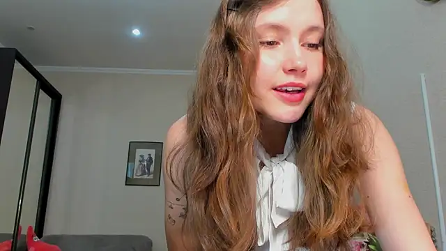 MaryannSofts online show from April 24, 2026, 1:46 pm