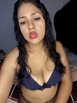 Snapshot of shantal1921 chatting on April 5, 2026, 4:41 am shantal1921 online show from April 5, 2026, 4:41 am