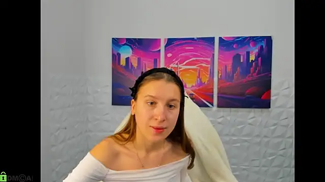 Xenia paradise online show from May 13, 2026, 12:39 am