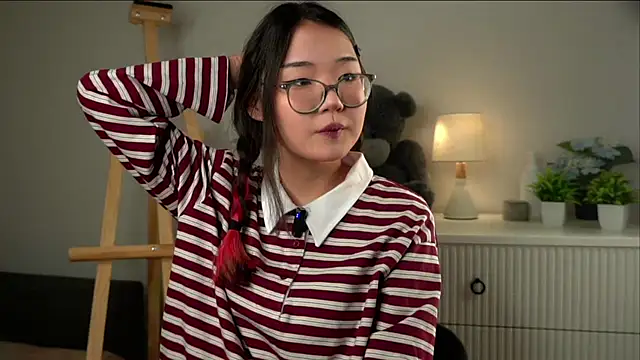 NelleMihalko online show from March 13, 2026, 11:15 am