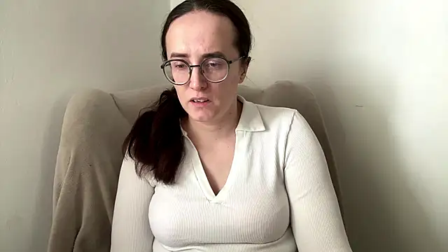 SofiaTease online show from April 29, 2026, 1:15 pm