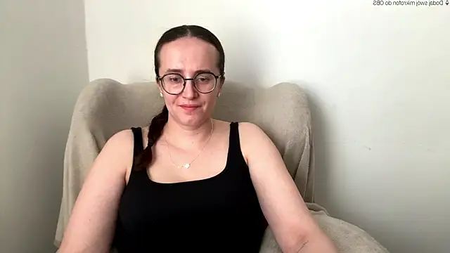 Snapshot of SofiaTease chatting on May 23, 2026, 1:21 pm SofiaTease online show from May 23, 2026, 1:21 pm