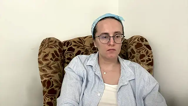 Snapshot of SofiaTease chatting on June 10, 2026, 1:23 pm SofiaTease online show from June 10, 2026, 1:23 pm