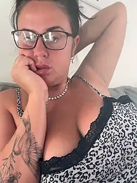 BunnyBallyX online show from June 29, 2026, 5:36 am