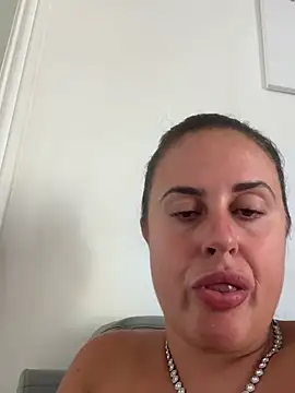 BunnyBallyX online show from July 28, 2026, 3:19 pm
