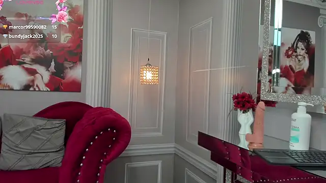 emilynaughty   online show from March 6, 2026, 11:49 am