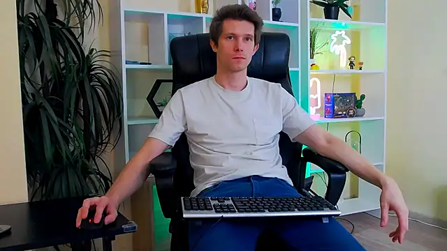 Eddie Baker online show from April 14, 2026, 7:52 pm