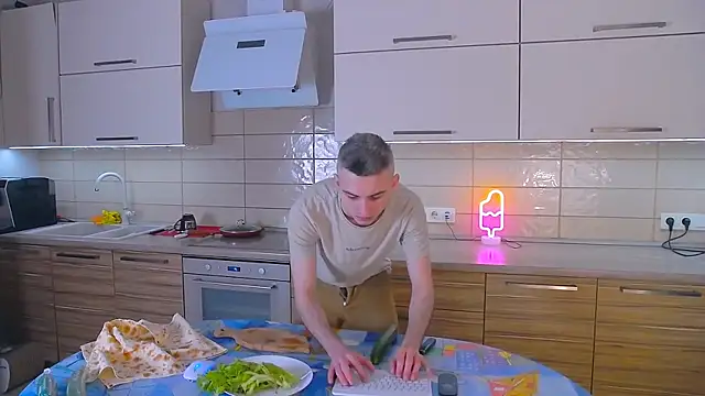 Magic Storms online show from April 24, 2026, 1:29 am