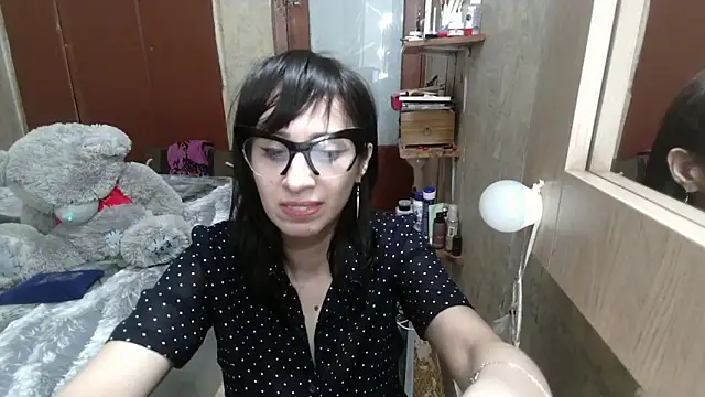 Snapshot of Barbie_Rococo chatting on April 29, 2026, 4:00 pm Barbie Rococo online show from April 29, 2026, 4:00 pm