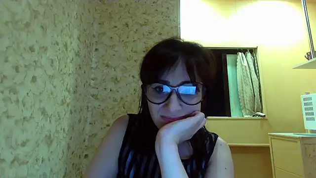 Snapshot of Barbie_Rococo chatting on August 4, 2026, 6:56 pm Barbie Rococo online show from August 4, 2026, 6:56 pm