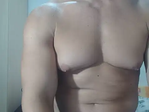 Snapshot of BlondEagleMuscle chatting on July 13, 2026, 8:08 pm BlondEagleMuscle online show from July 13, 2026, 8:08 pm