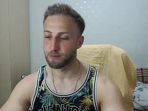 Snapshot of BlondEagleMuscle chatting on June 6, 2026, 10:15 pm BlondEagleMuscle online show from June 6, 2026, 10:15 pm