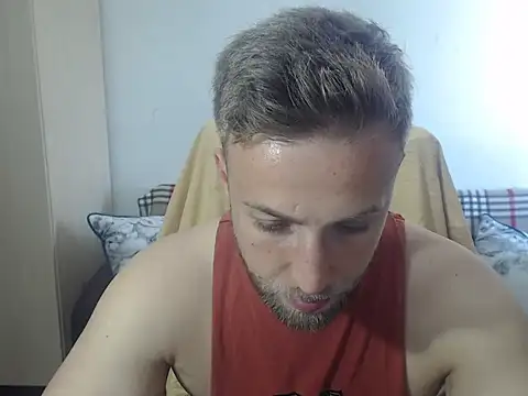 Snapshot of BlondEagleMuscle chatting on June 5, 2026, 2:56 pm BlondEagleMuscle online show from June 5, 2026, 2:56 pm