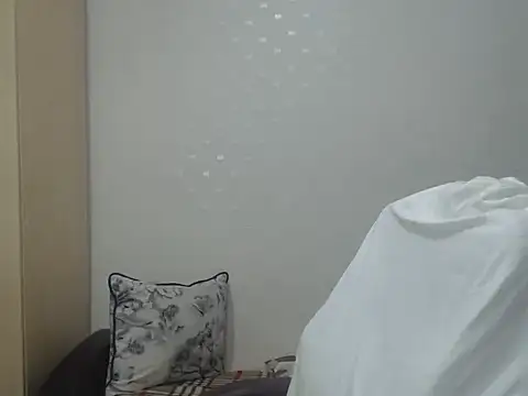 Snapshot of BlondEagleMuscle chatting on June 28, 2026, 6:58 pm BlondEagleMuscle online show from June 28, 2026, 6:58 pm