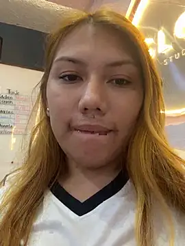 Lia Sterling online show from March 7, 2026, 9:42 pm