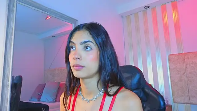 j belle  online show from April 18, 2026, 12:51 pm