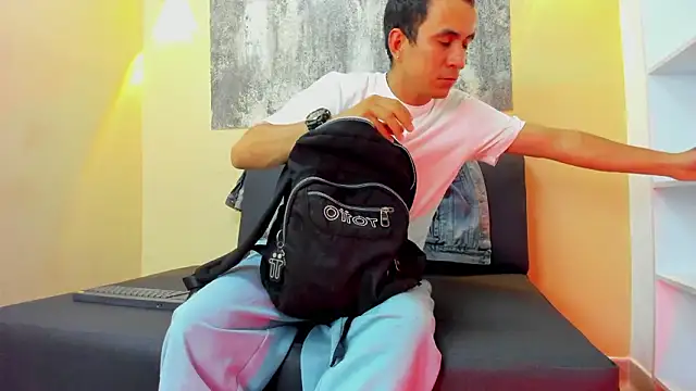 FREDDIE SCOTT online show from March 13, 2026, 8:03 pm