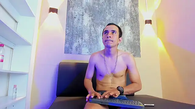 FREDDIE SCOTT online show from March 10, 2026, 9:52 pm