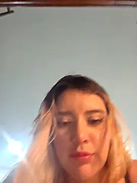 EliseColeman online show from April 15, 2026, 5:24 am