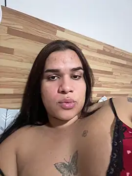 Gabrielaparaiso online show from April 14, 2026, 12:04 am