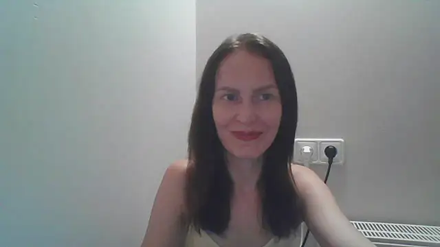 AnnaTight online show from August 6, 2026, 5:41 pm