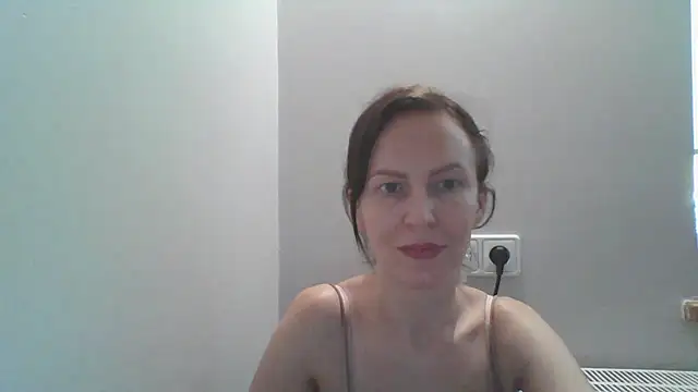 AnnaTight online show from August 5, 2026, 8:19 am