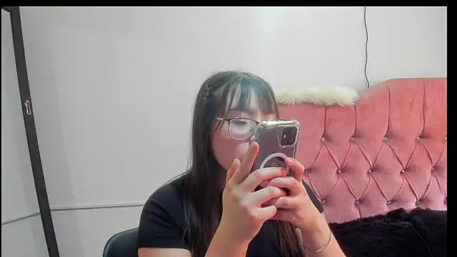  scarlettmoon online show from March 10, 2026, 6:23 pm