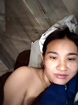mylove-cute online show from May 4, 2026, 12:58 am