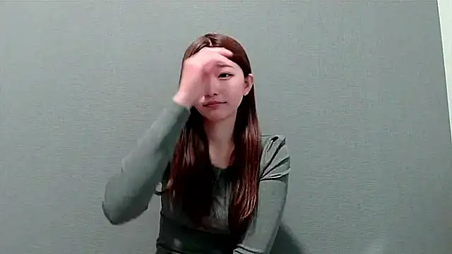 rei 012 online show from March 6, 2026, 6:30 am