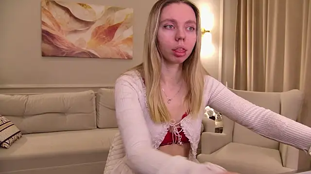 TessaAdorablee online show from April 13, 2026, 5:44 am