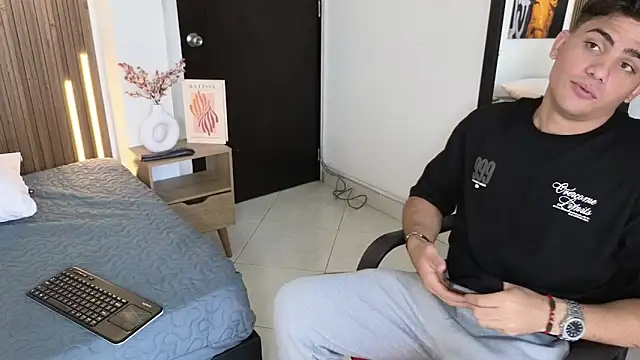 MrAdonis  online show from March 25, 2026, 7:24 pm