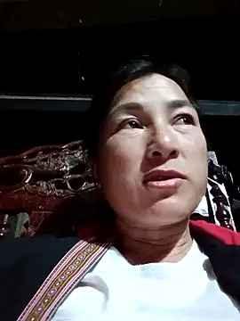 Yuhi3d online show from April 2, 2026, 3:51 pm