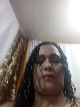 Snapshot of maroita chatting on May 15, 2026, 1:20 pm maroita online show from May 15, 2026, 1:20 pm