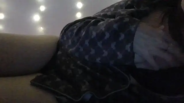 Spicy SkyeUK online show from March 11, 2026, 11:43 pm