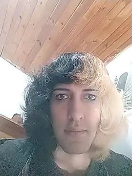 Snapshot of MakiMorningstar chatting on March 12, 2026, 6:39 am MakiMorningstar online show from March 12, 2026, 6:39 am