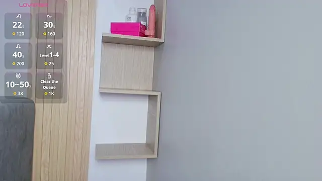 queen adhara online show from April 20, 2026, 11:46 am