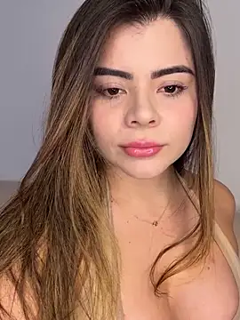 Julie Belle  online show from March 9, 2026, 9:29 pm