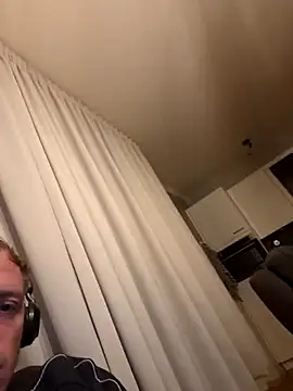 Snapshot of NoFace_Twink_X chatting on March 24, 2026, 10:54 pm NoFace Twink X online show from March 24, 2026, 10:54 pm