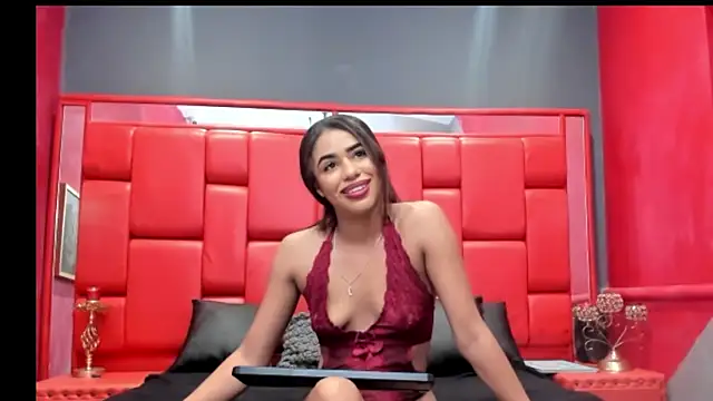 Snapshot of WendyOquendo chatting on May 19, 2026, 11:28 am WendyOquendo online show from May 19, 2026, 11:28 am