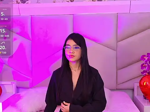 OliviaDiaz online show from March 14, 2026, 8:04 pm